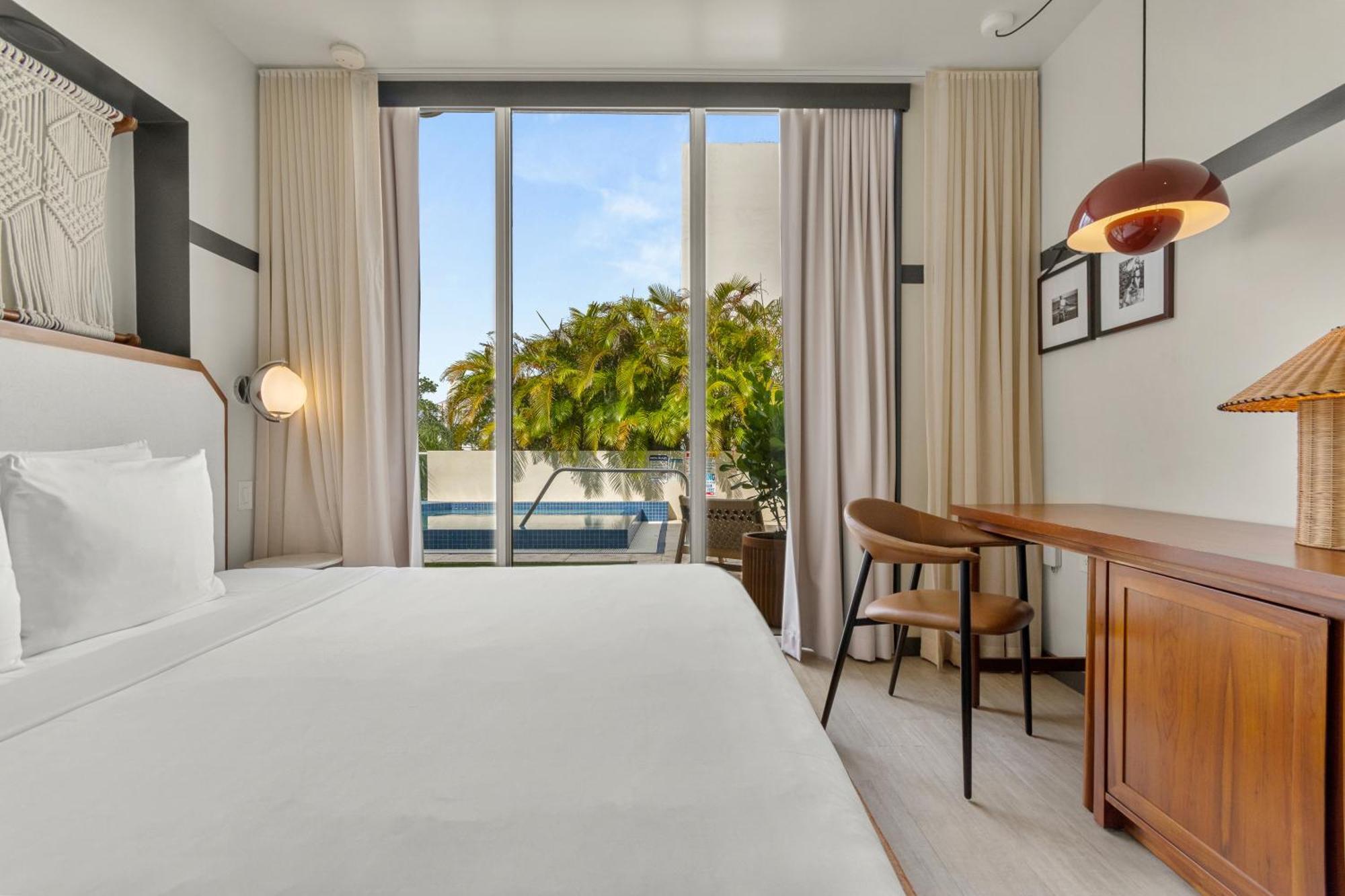 The Daydrift Hotel Miami Beach Exterior photo