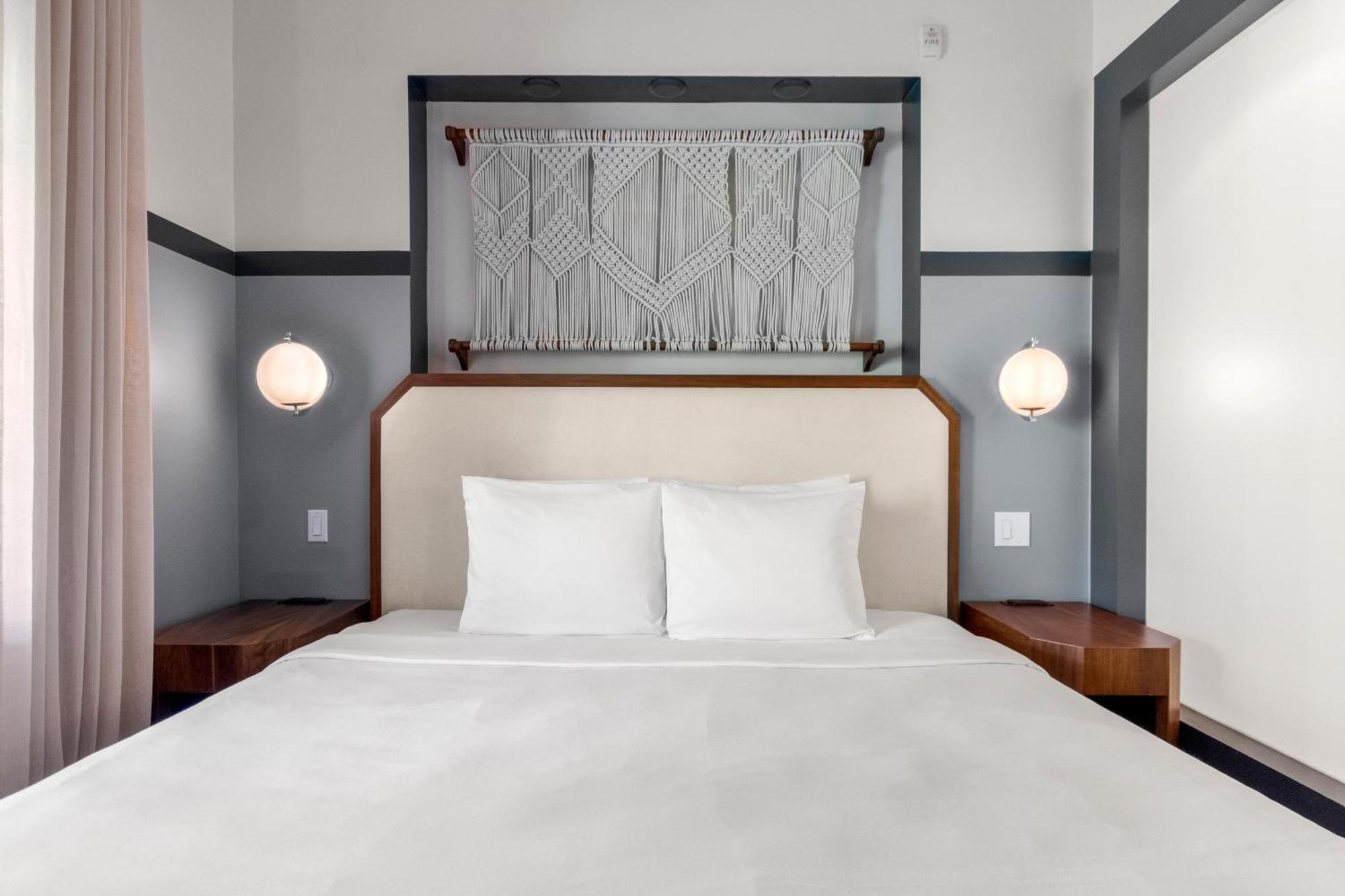 The Daydrift Hotel Miami Beach Exterior photo